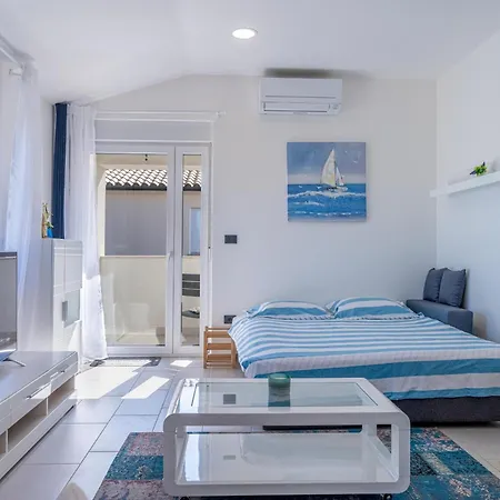 בית נופש House Gracijela פאז'אנה