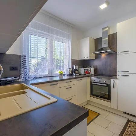 House Gracijela
