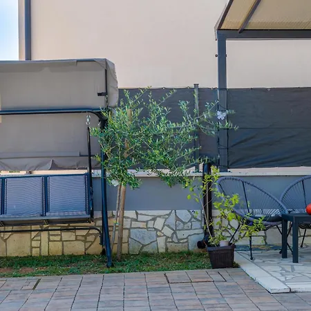House Gracijela בית נופש פאז'אנה